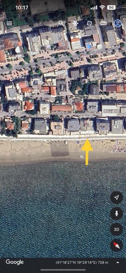 Luxurious Seaside Apartment Durres Exterior photo